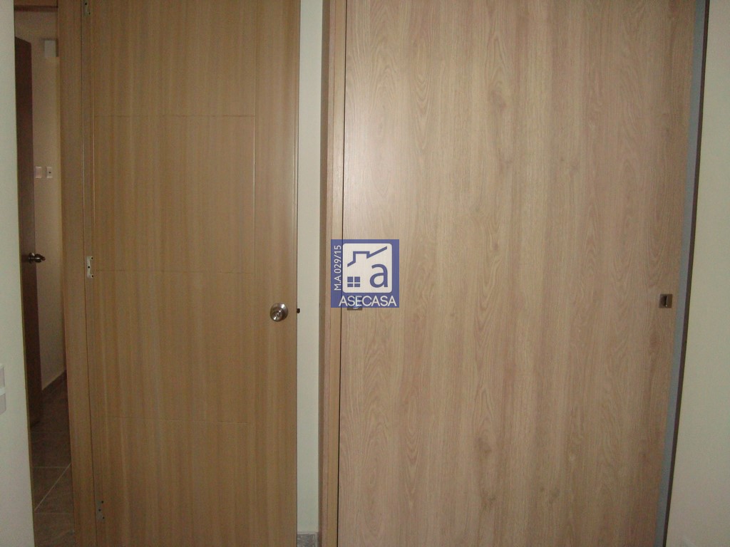 Apartamento de 3 alcobas en venta en El Carrizal, Girón, 58 m² · foto 19 de 21