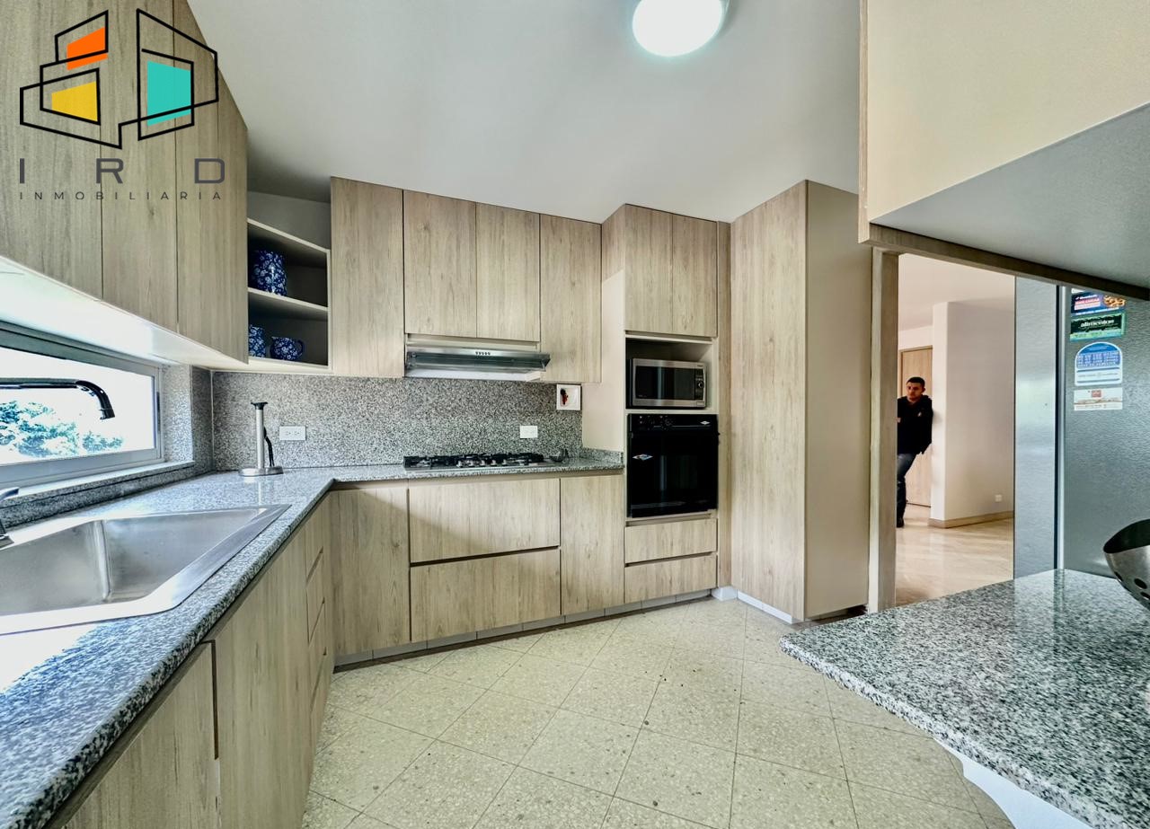 Apartamento en arriendo en San Lucas, Medellín · foto 12 de 24