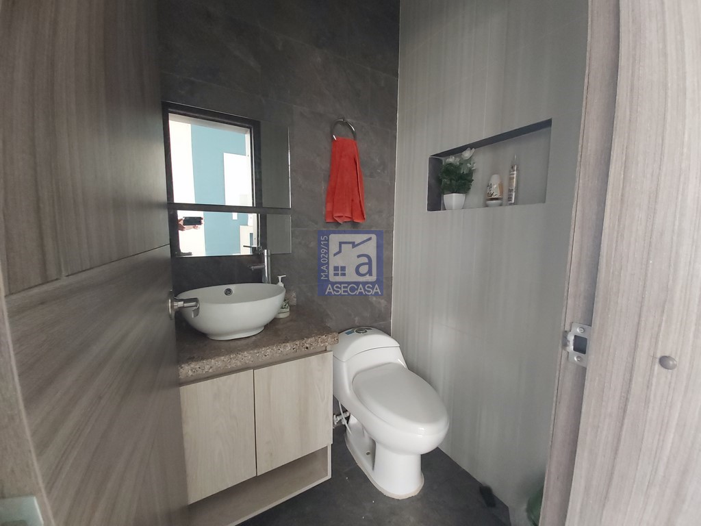 Casa de 3 alcobas en venta en Casiano, Floridablanca, 750 m² · foto 11 de 24
