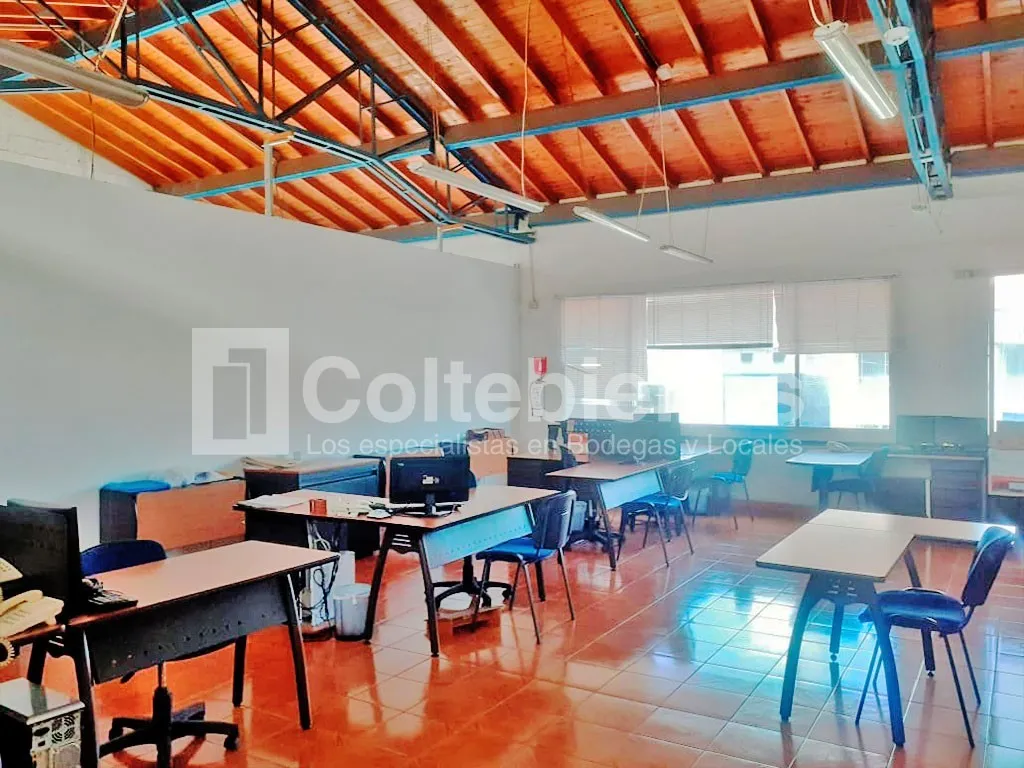 Bodega en arriendo en Monteazul, Sabaneta, 370 m² · foto 5 de 6