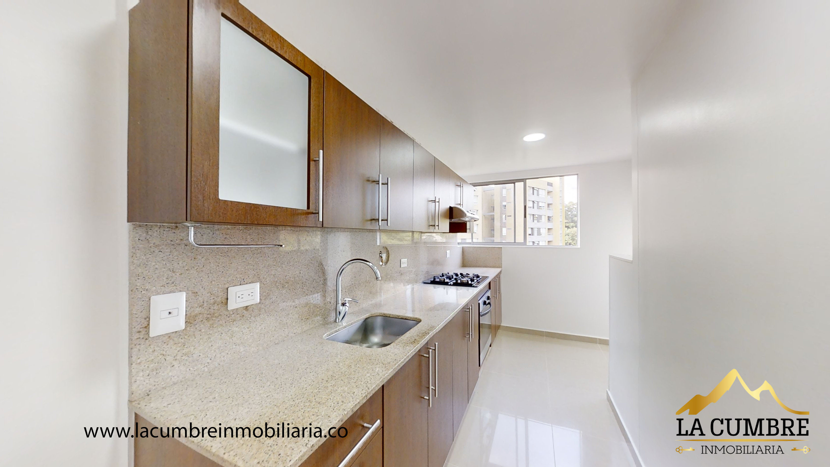 Apartamento de 3 alcobas en arriendo en Castropol, Medellín, 130 m² · foto 6 de 14