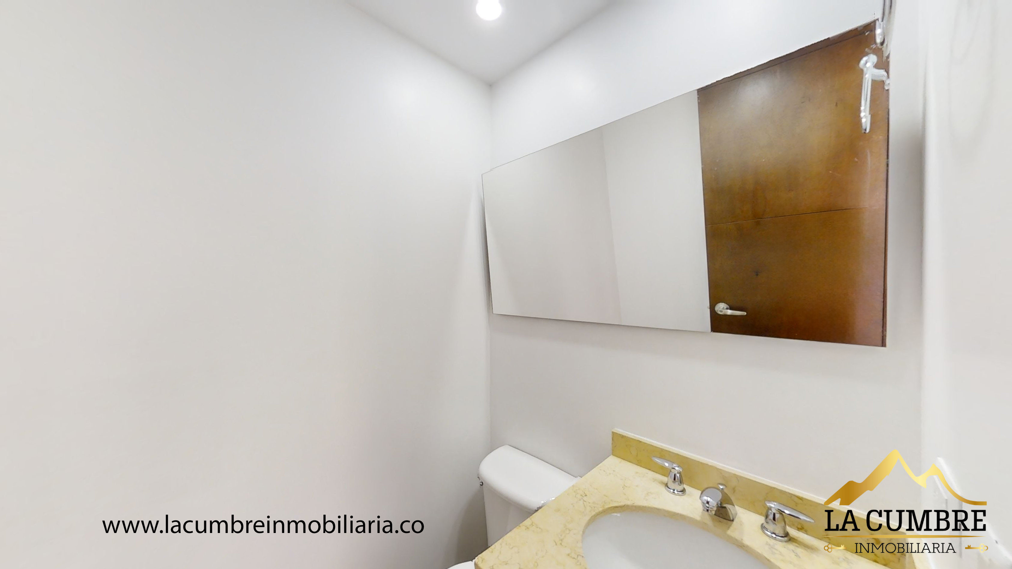 Apartamento de 3 alcobas en arriendo en Castropol, Medellín, 130 m² · foto 8 de 14