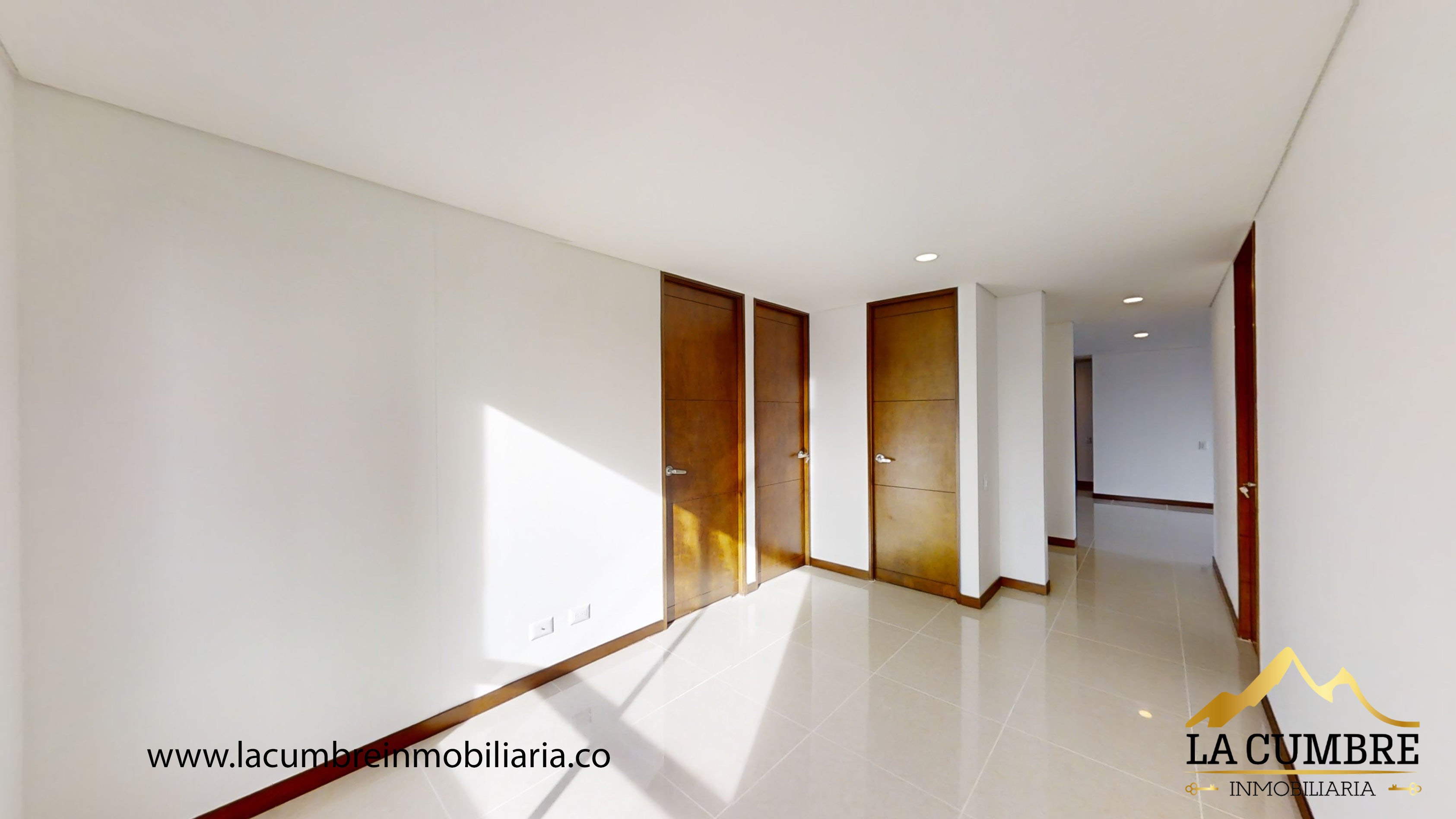 Apartamento de 3 alcobas en arriendo en Castropol, Medellín, 130 m² · foto 9 de 14