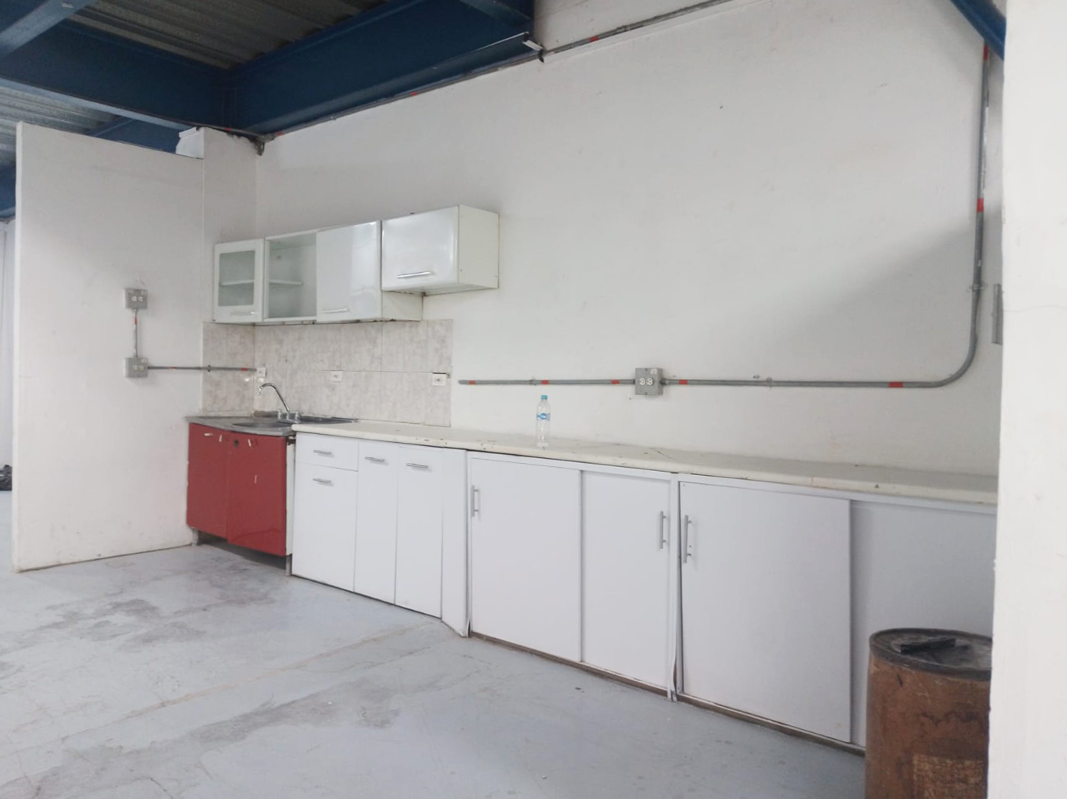 Bodega en arriendo en San Diego, Medellín, 460 m² · foto 10 de 17