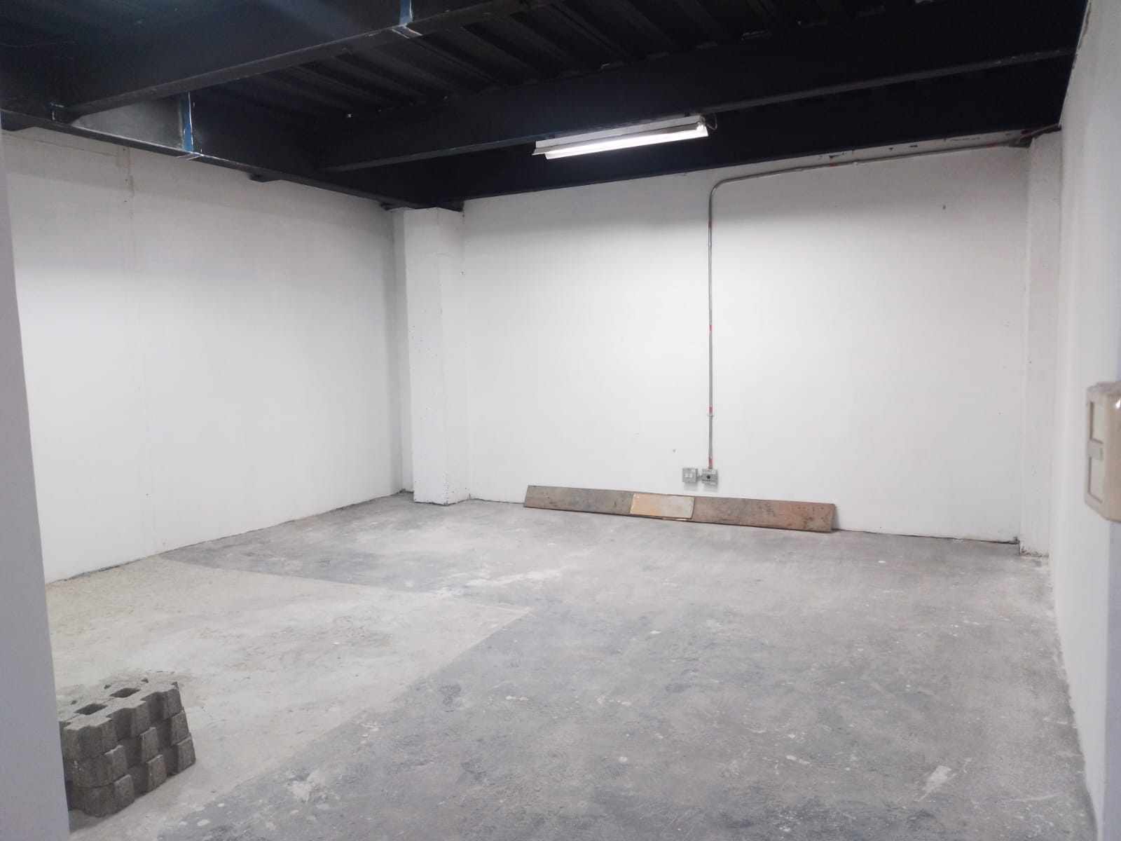 Bodega en arriendo en San Diego, Medellín, 460 m² · foto 2 de 17