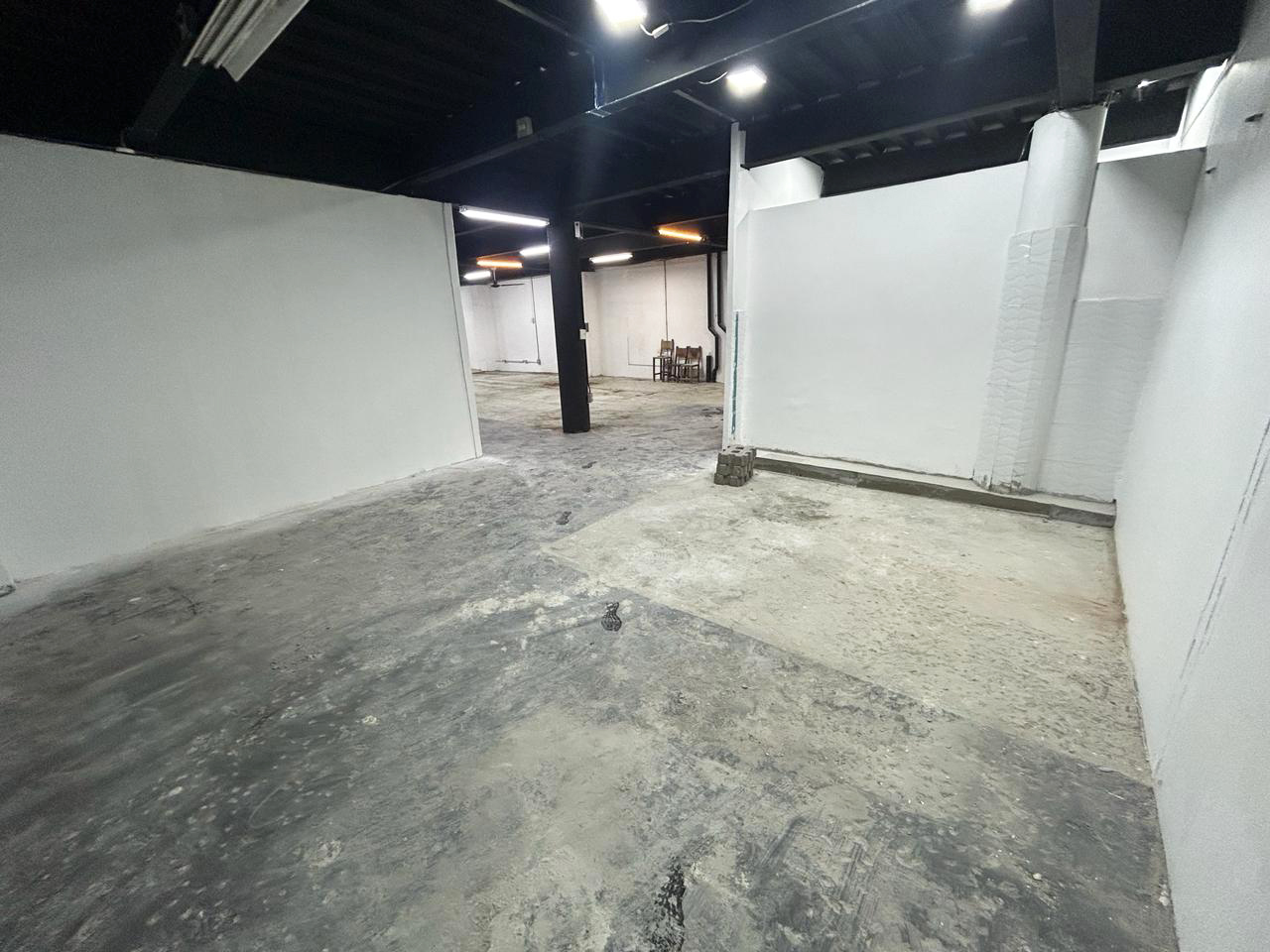Bodega en arriendo en San Diego, Medellín, 460 m² · foto 6 de 17