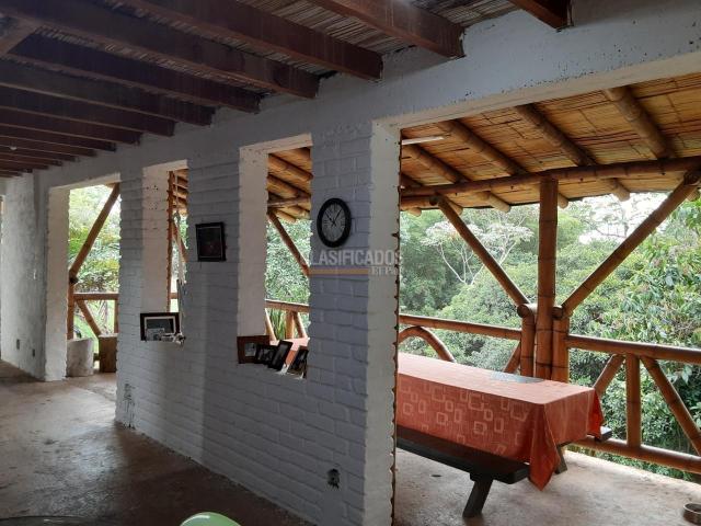 Casa de 3 alcobas en venta en San Vicente, Jamundí, 300 m² · foto 5 de 6