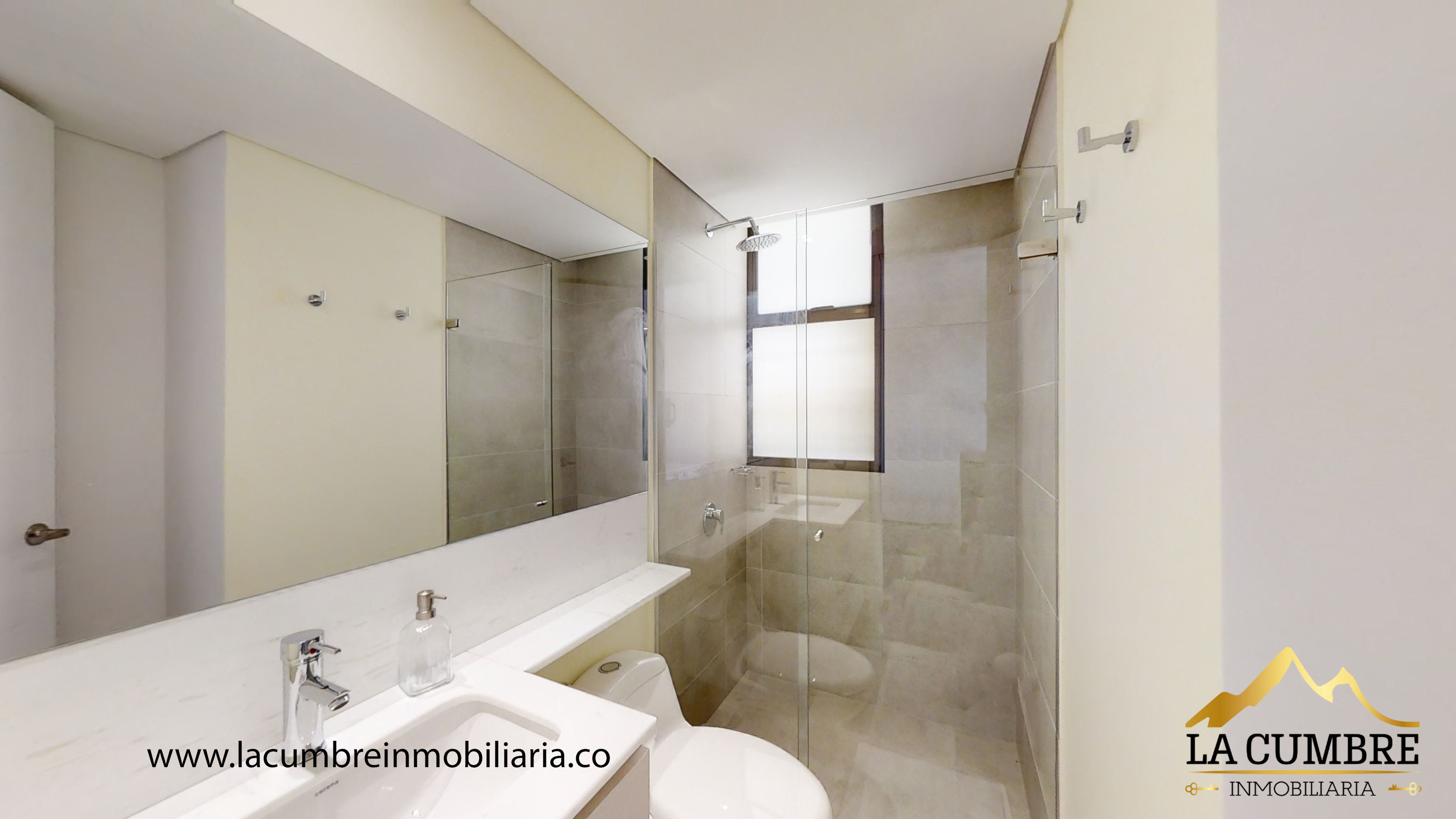 Apartamento en arriendo en El Poblado, Medellín · foto 11 de 11