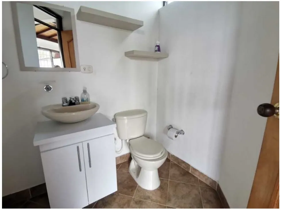 Casa de 5 alcobas en venta en Armenia, 320 m² · foto 19 de 24
