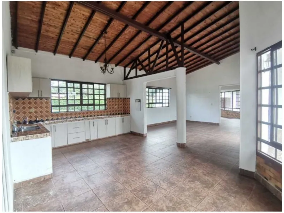 Casa de 5 alcobas en venta en Armenia, 320 m² · foto 7 de 24