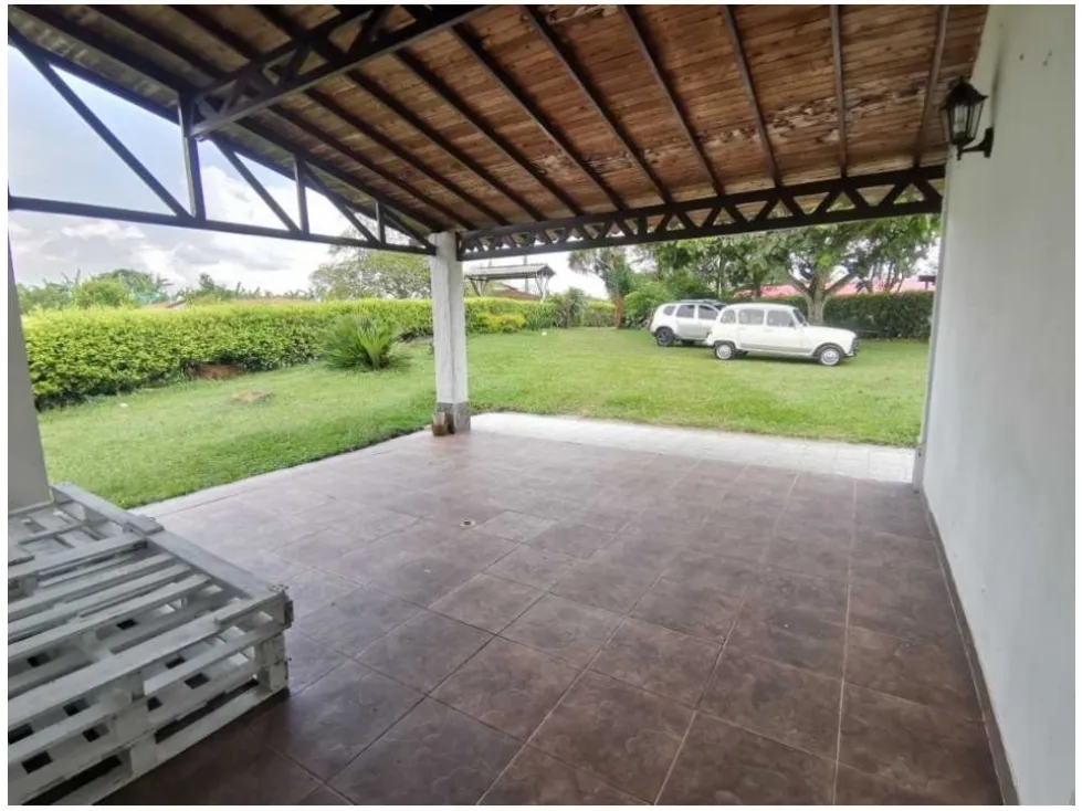Casa de 5 alcobas en venta en Armenia, 320 m² · foto 9 de 24