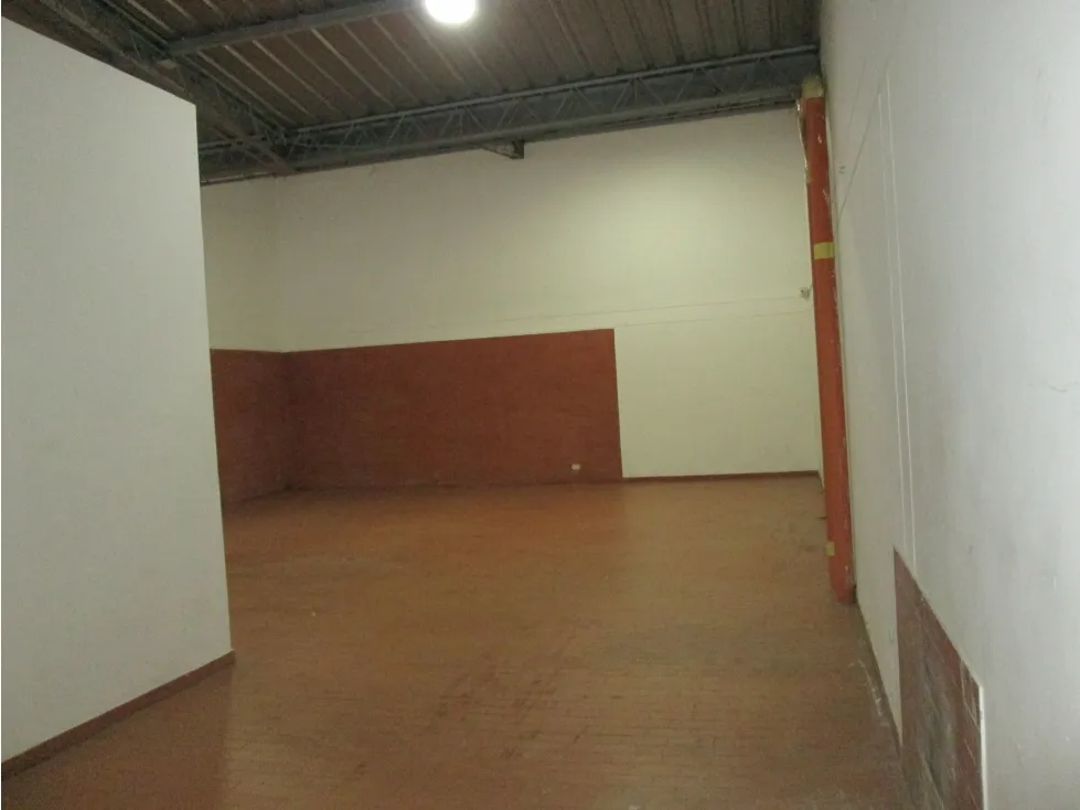 Bodega en venta en La Aurora, Bucaramanga, 315 m² · foto 3 de 24