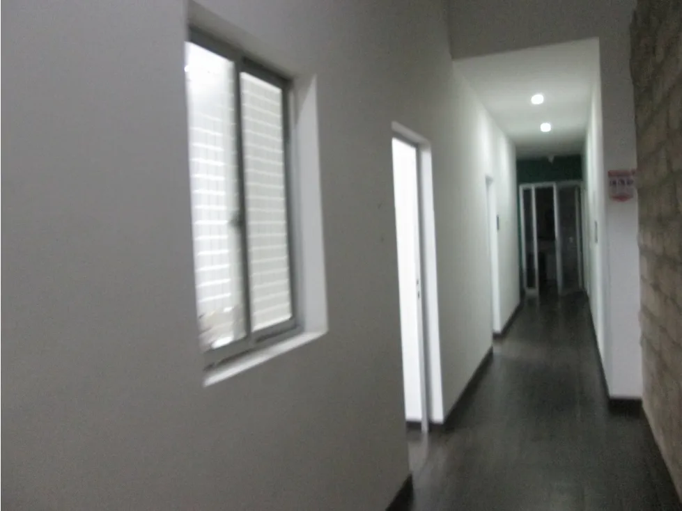 Bodega en venta en La Aurora, Bucaramanga, 315 m² · foto 13 de 24