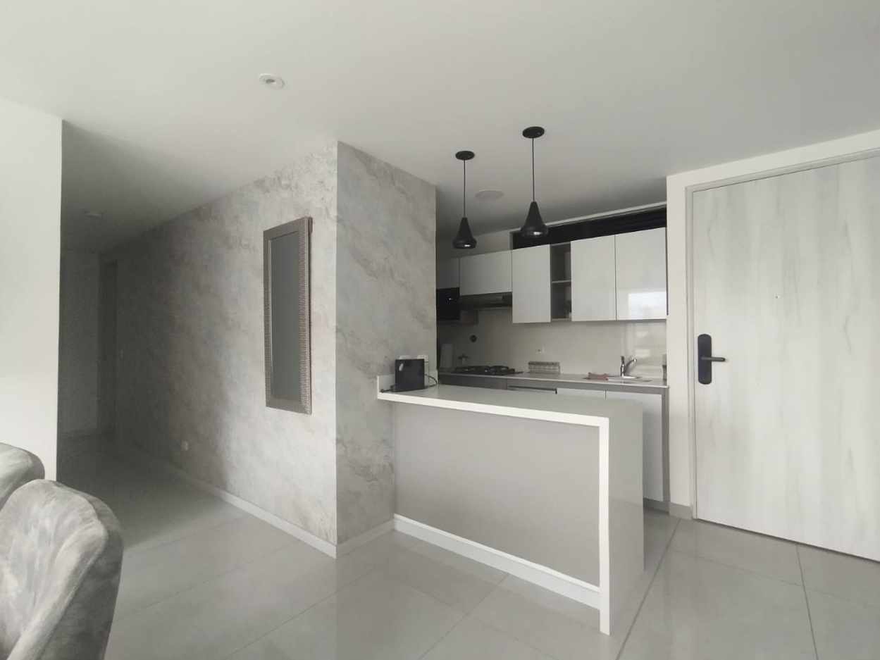 Apartamento en arriendo en Castropol, Medellín · foto 4 de 15