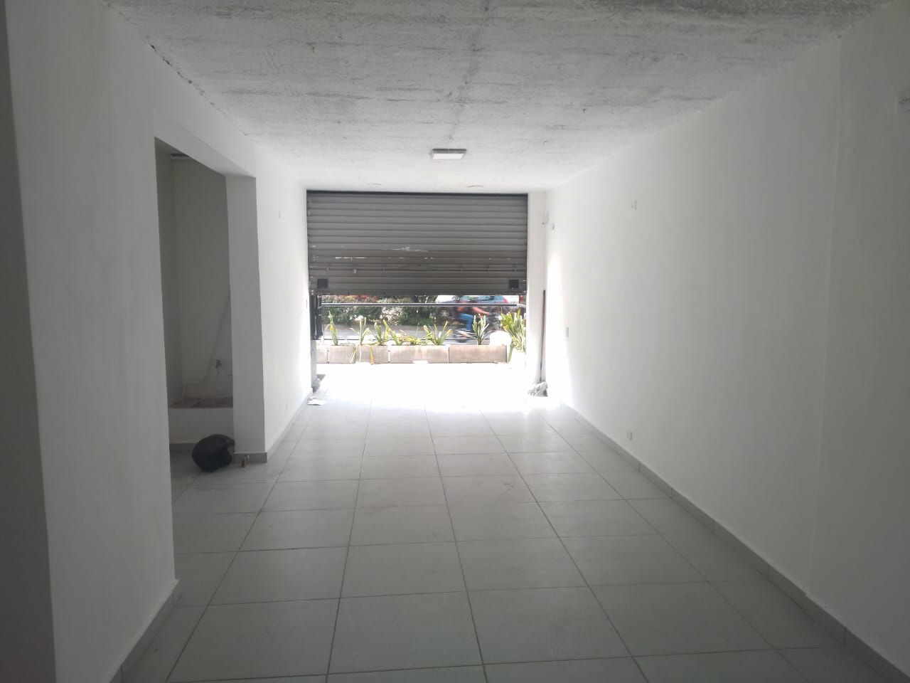 Local en arriendo en Belen Malibu, Medellín, 150 m² · foto 2 de 16