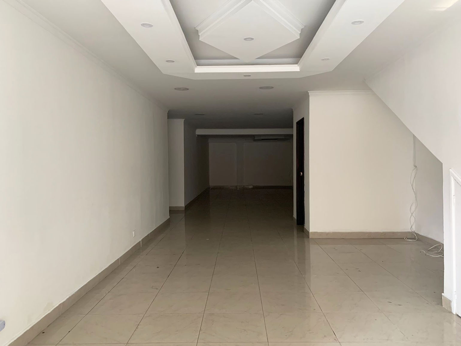 Local en arriendo en San Joaquin, Sabaneta, 170 m² · foto 2 de 10