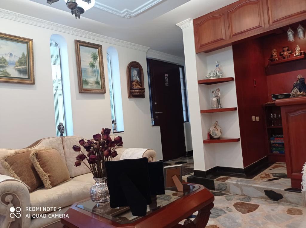 Casa de 3 alcobas en venta en Ub Los Geranios, Chía, 184 m² · foto 16 de 17