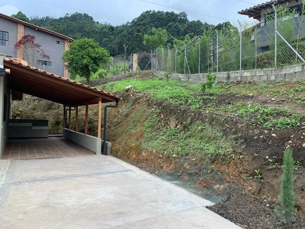 Finca en arriendo en La Mina, Envigado, 330 m² · foto 8 de 17