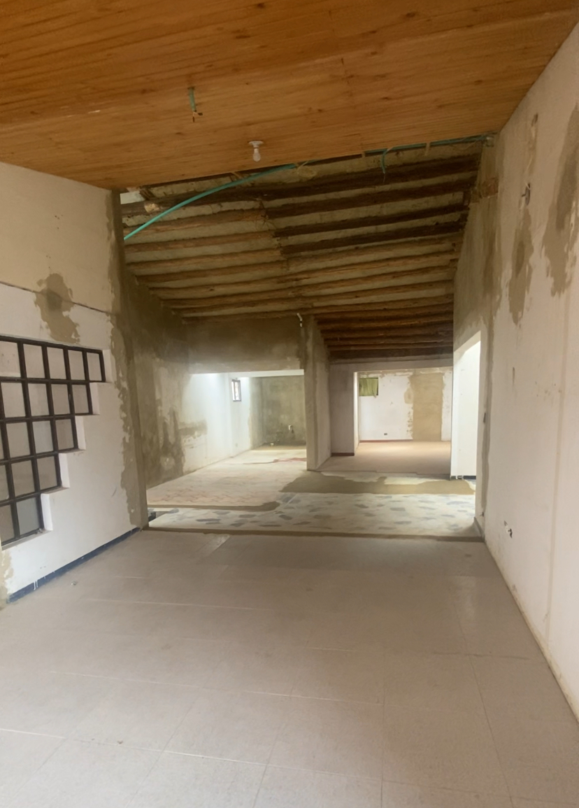Local en arriendo en Cr Tacuara, Chía, 135 m² · foto 2 de 5