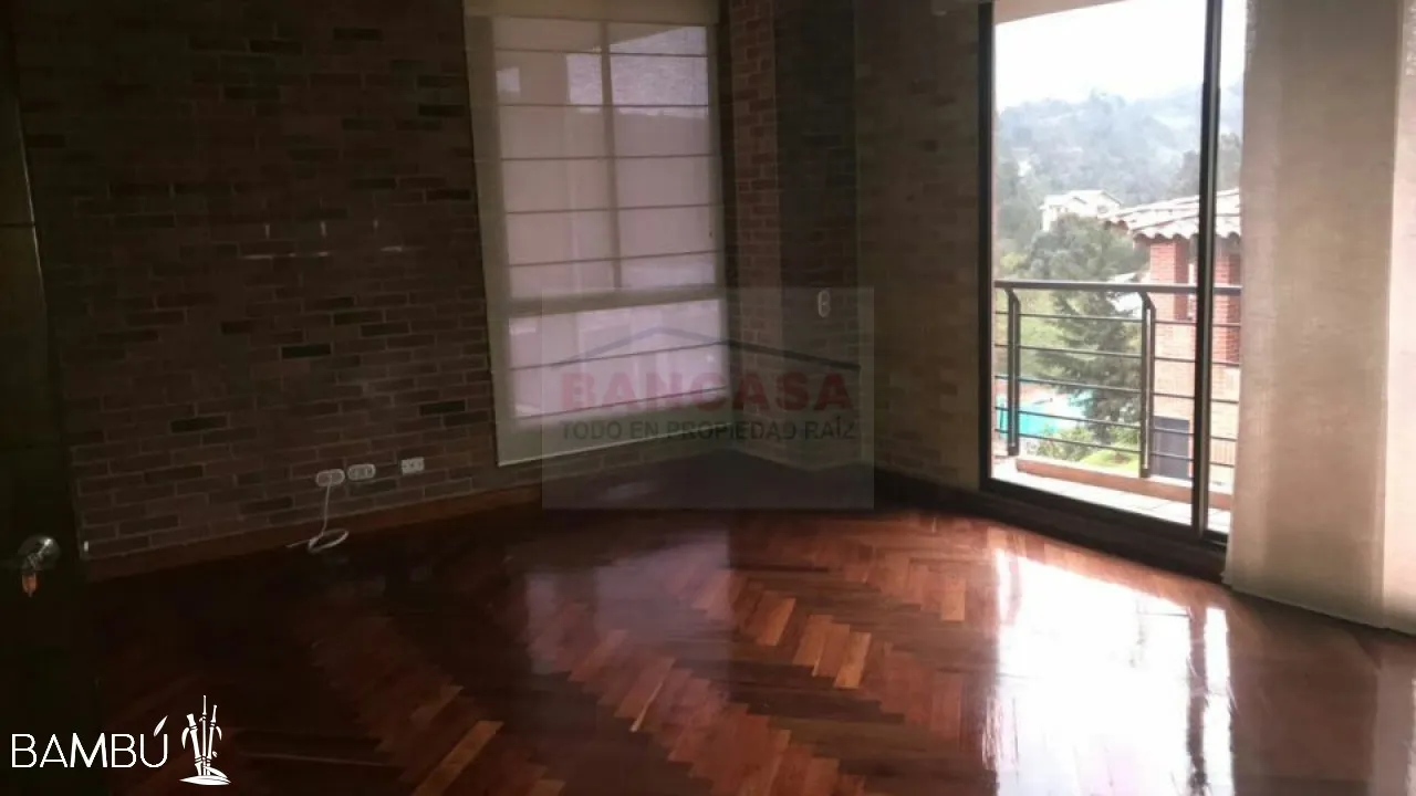 Casa de 4 alcobas en venta en Escobero, Envigado, 420 m² · foto 2 de 24
