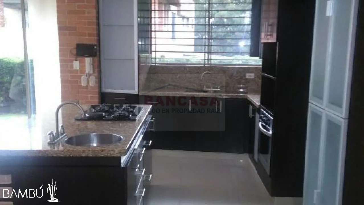 Casa de 4 alcobas en venta en Escobero, Envigado, 420 m² · foto 7 de 24