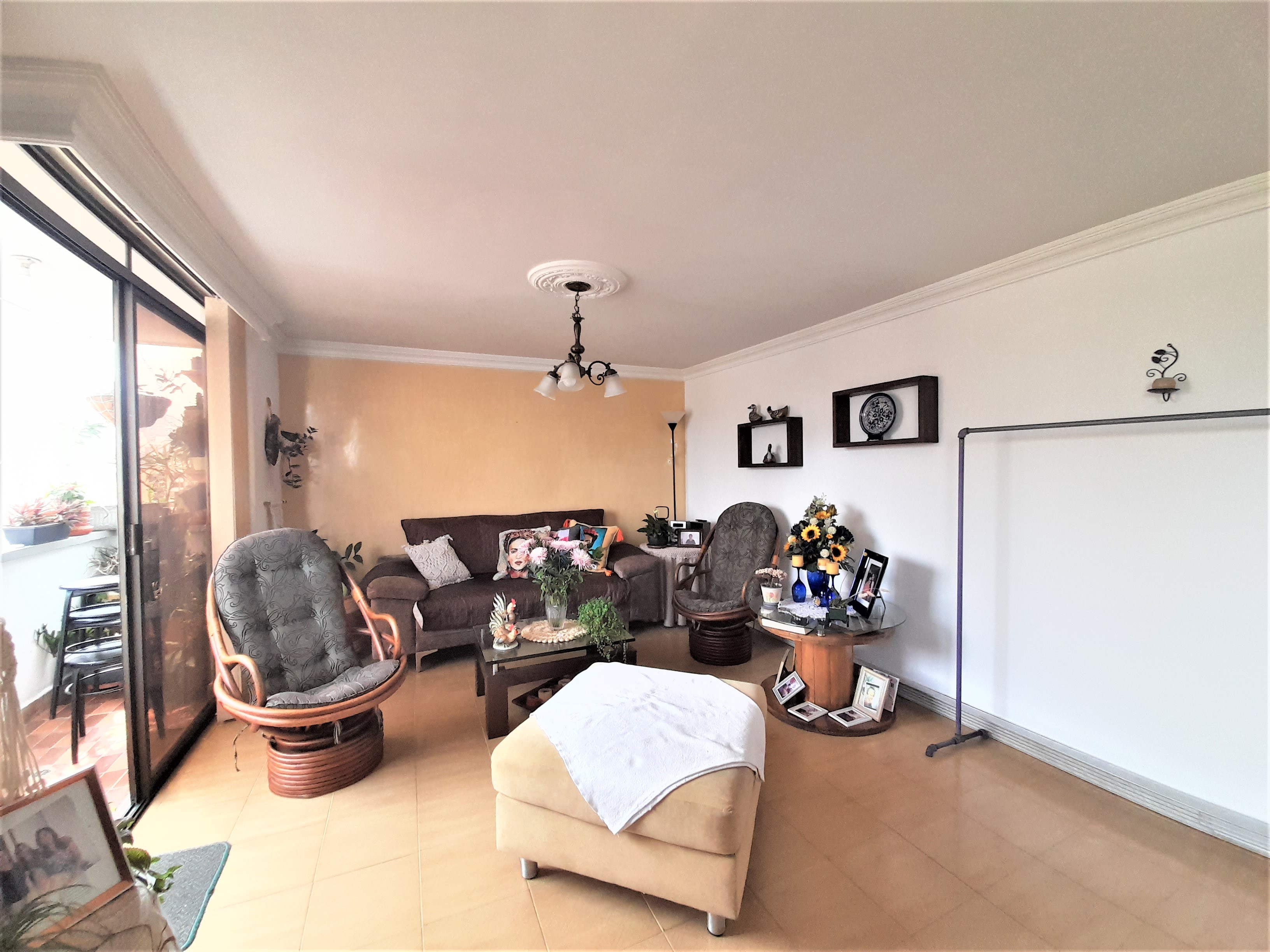 Apartamento de 4 alcobas en venta en Sotomayor, Bucaramanga, 127 m² · foto 4 de 16