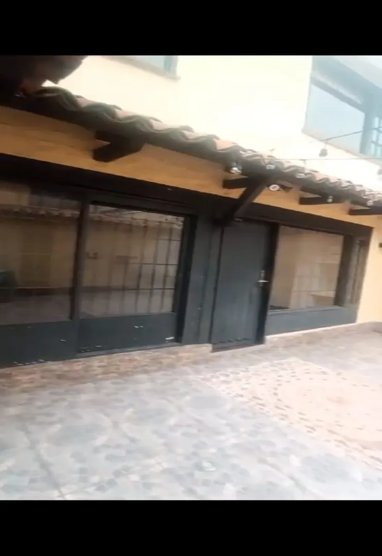 Casa de 5 alcobas en venta en Santa Ana, Bogotá, 270 m² · foto 16 de 24