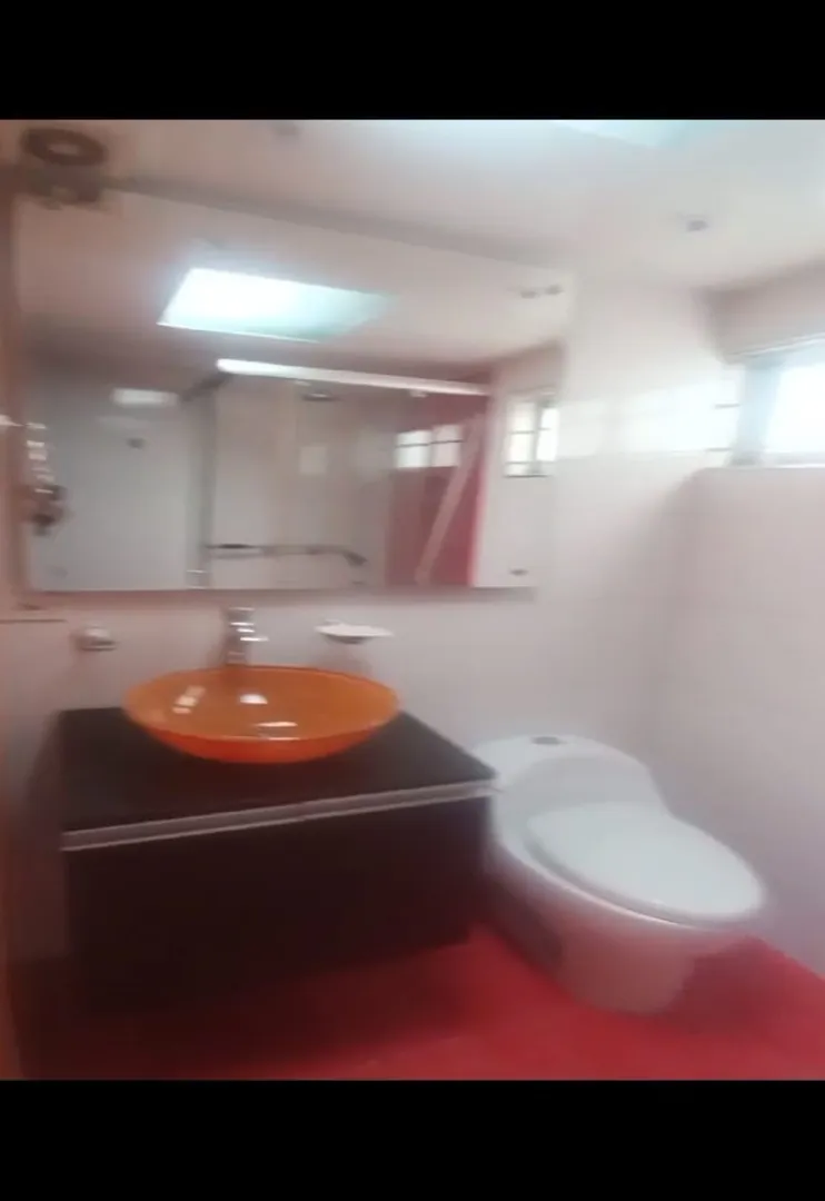 Casa de 5 alcobas en venta en Santa Ana, Bogotá, 270 m² · foto 23 de 24