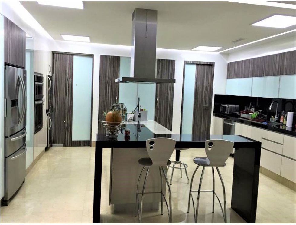 Casa de 3 alcobas en venta en Villa Campestre, Barranquilla, 457 m² · foto 3 de 24