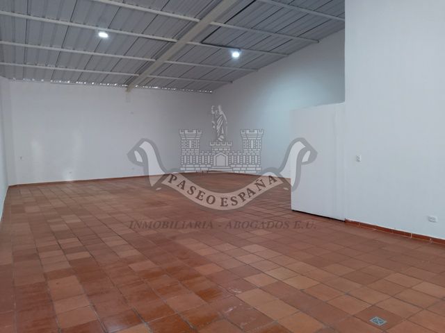 Local en arriendo en Casco Antiguo - Floridablanca, Floridablanca, 150 m² · foto 2 de 7