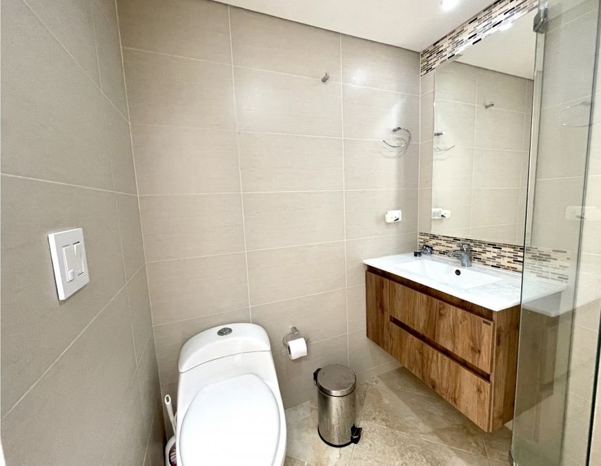 Apartamento de 6 alcobas en venta en Patio Bonito, Medellín, 284 m² · foto 16 de 16