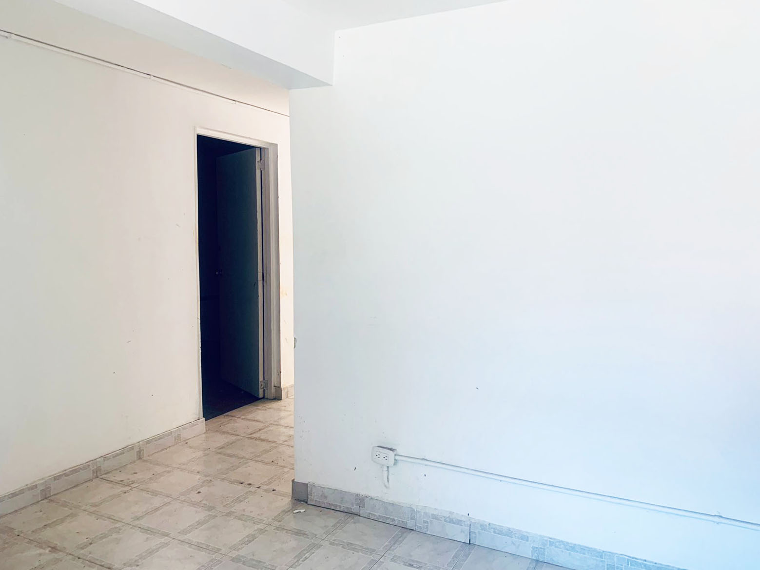 Oficina en arriendo en Manila, Medellín, 122 m² · foto 2 de 8