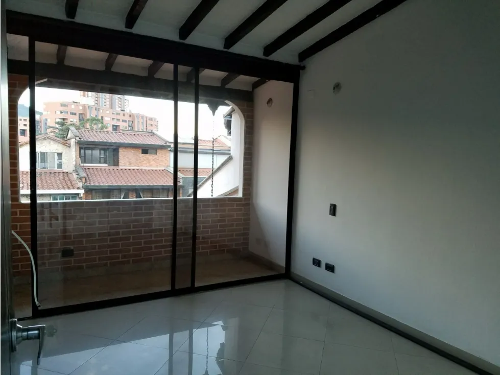 Casa de 4 alcobas en venta en Caqueta, La Estrella, 149 m² · foto 9 de 24