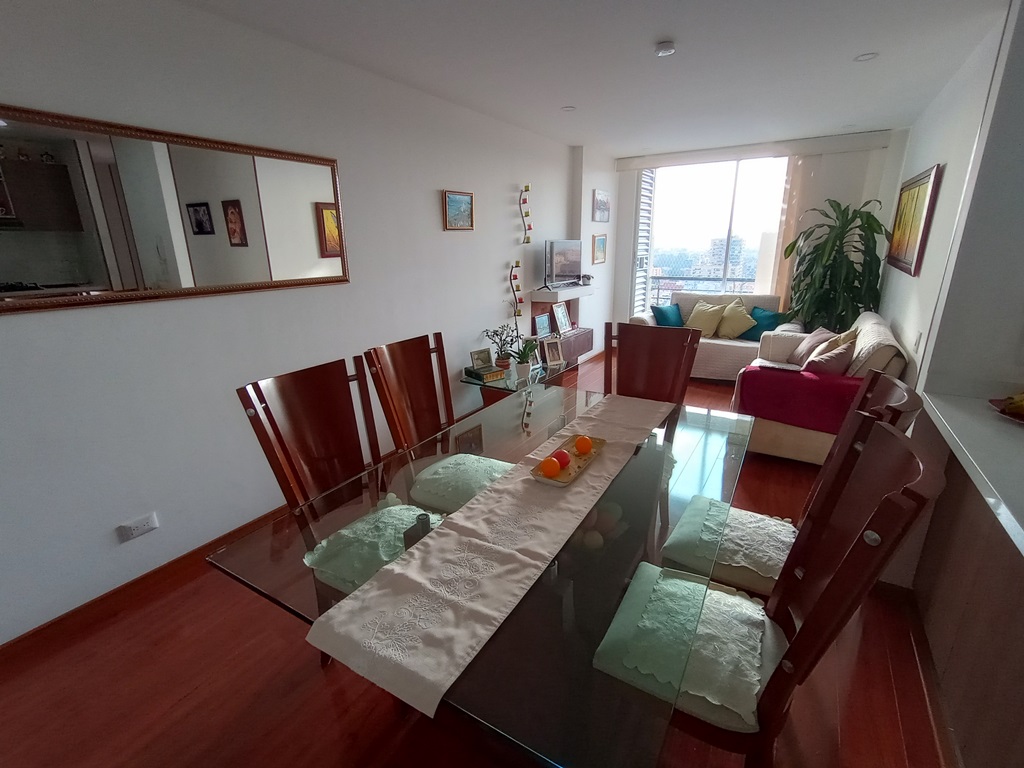 Apartamento en venta en Cedritos, Bogotá · foto 2 de 17