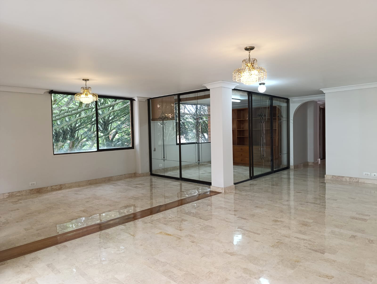 Apartamento en arriendo en San Lucas, Medellín · foto 3 de 20