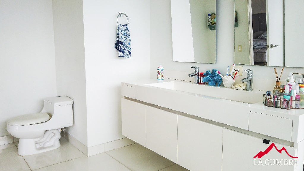Apartamento en venta en El Tesoro, Medellín · foto 15 de 16