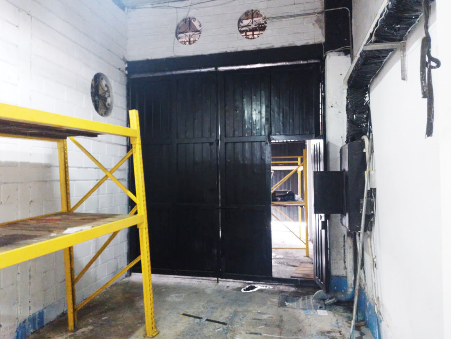 Bodega en arriendo en Naranjal, Medellín, 260 m² · foto 9 de 12