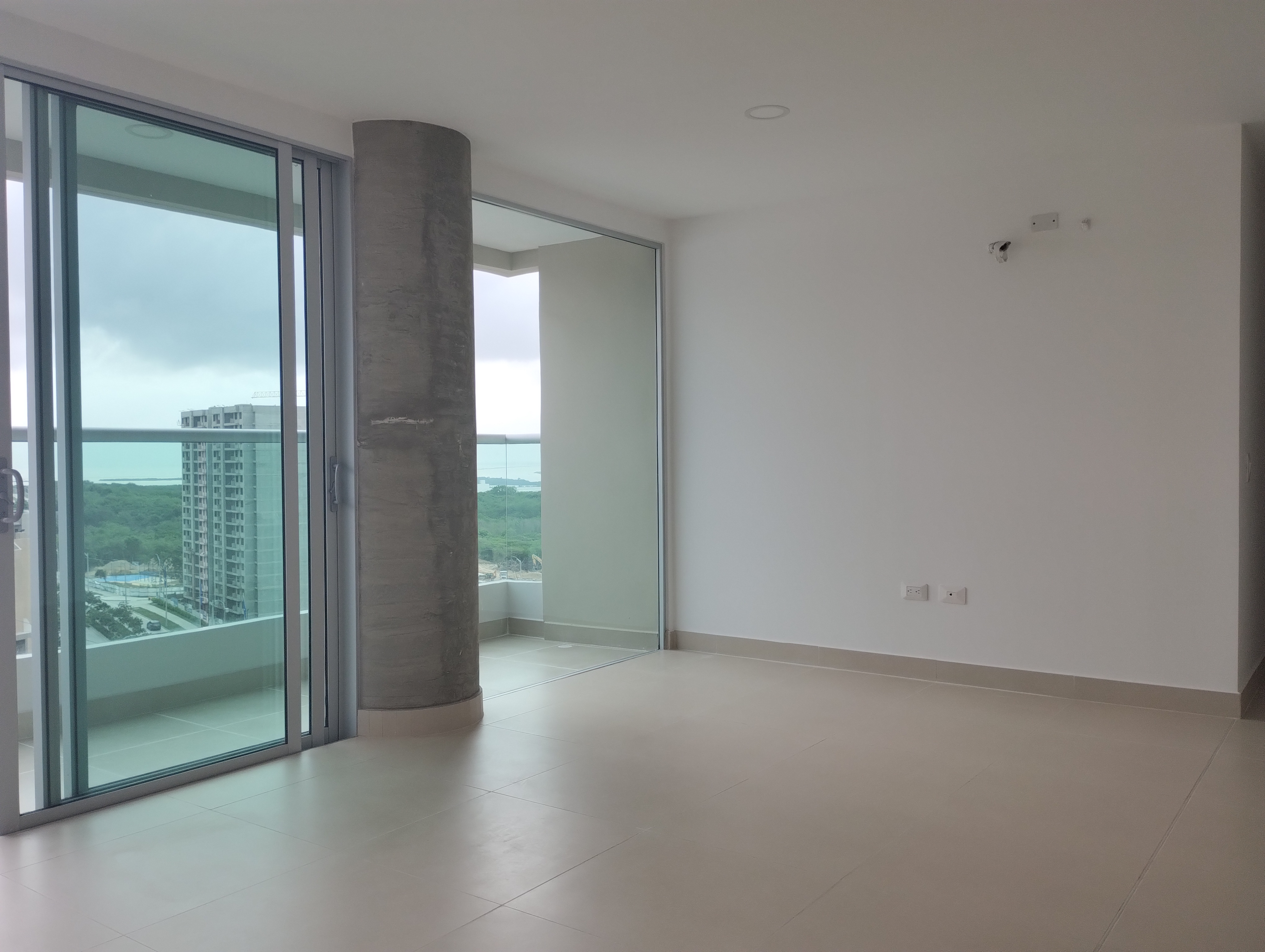 Apartamento de 3 alcobas en arriendo en Ub. Altos De Parque, Barranquilla, 97 m² · foto 2 de 14