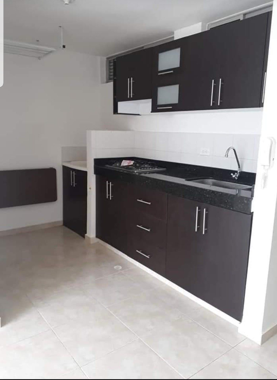 Apartamento de 3 alcobas en venta en Cd. Valle De Barroblanco, Piedecuesta, 60 m² · foto 3 de 11