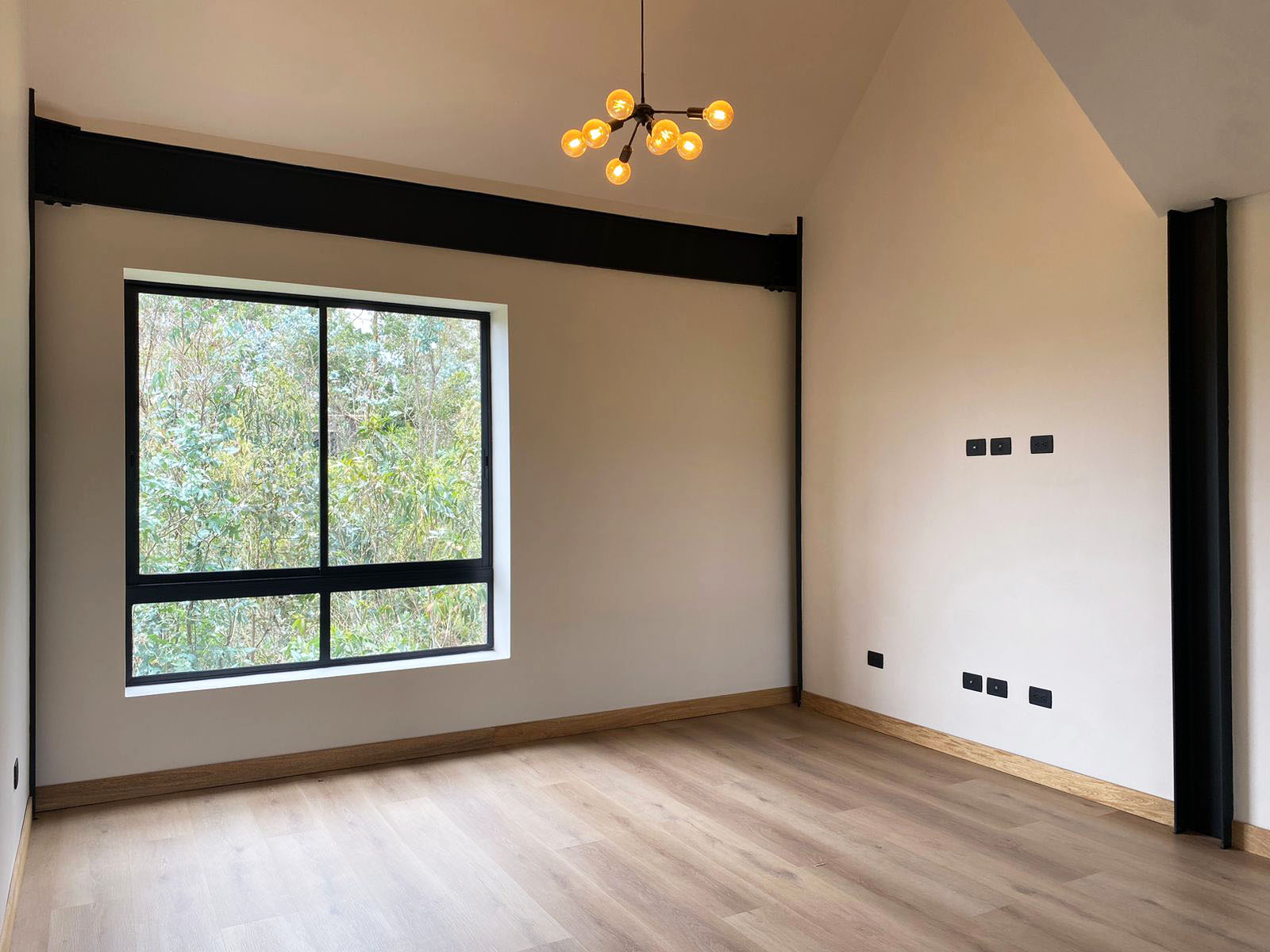 Casa de 2 alcobas en venta en El Retiro, 308 m² · foto 5 de 18