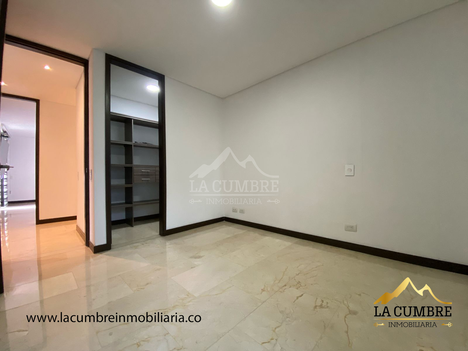 Apartamento en arriendo en El Poblado, Medellín · foto 8 de 11