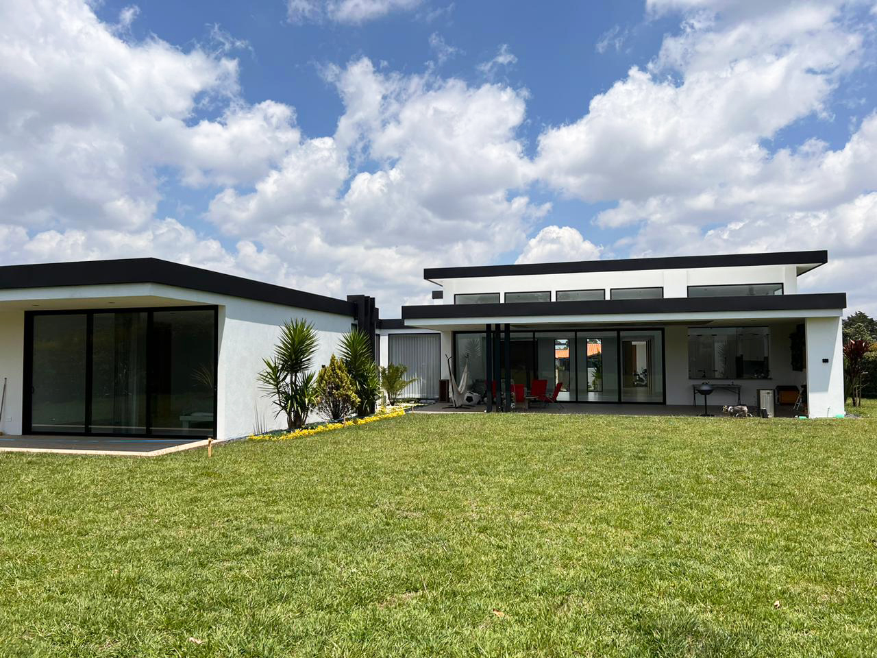 Casa de 4 alcobas en venta en Llano Grande, Rionegro, 570 m² · foto 15 de 18