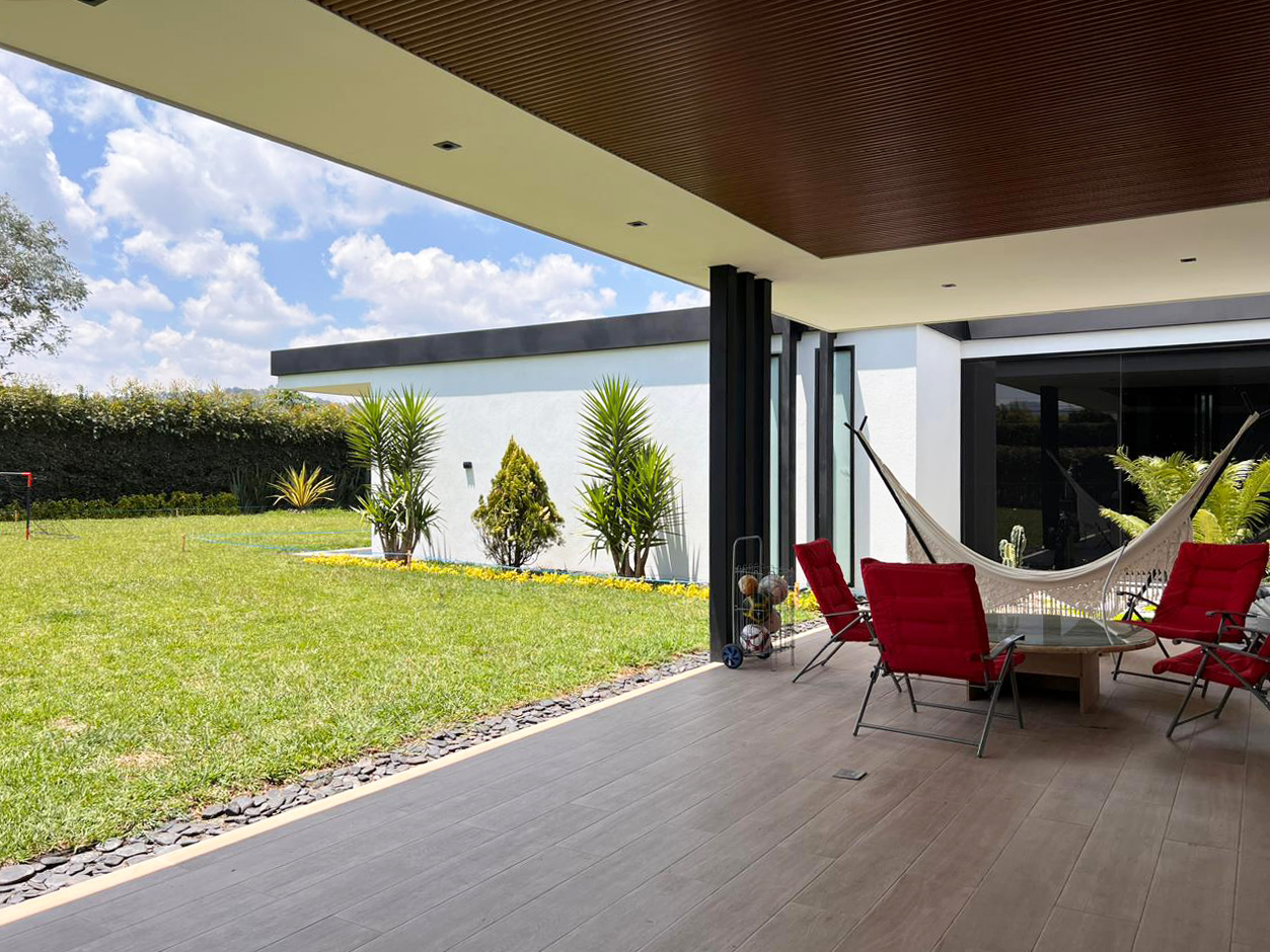 Casa de 4 alcobas en venta en Llano Grande, Rionegro, 570 m² · foto 17 de 18