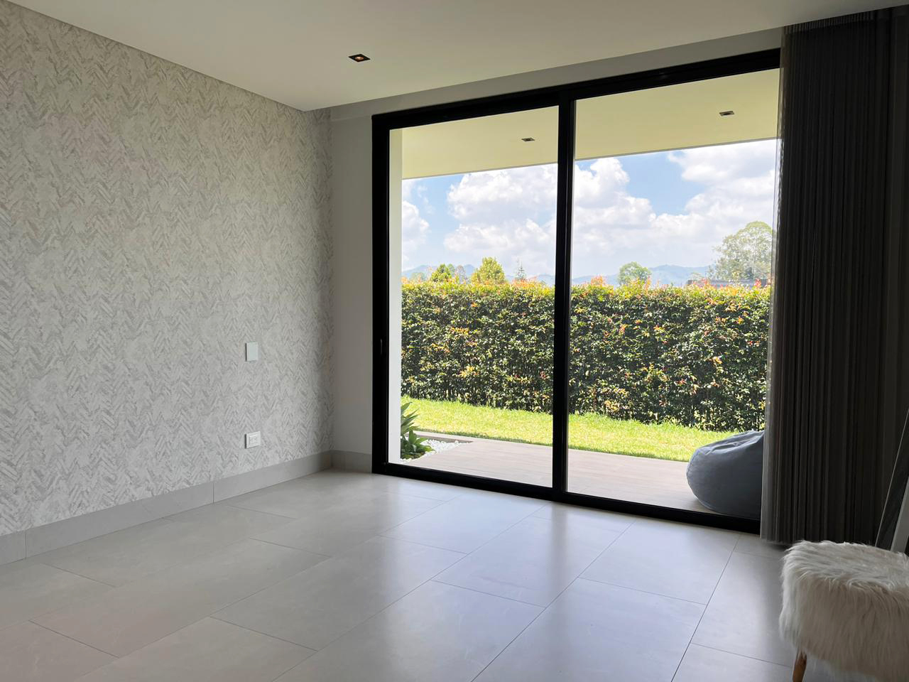 Casa de 4 alcobas en venta en Llano Grande, Rionegro, 570 m² · foto 9 de 18