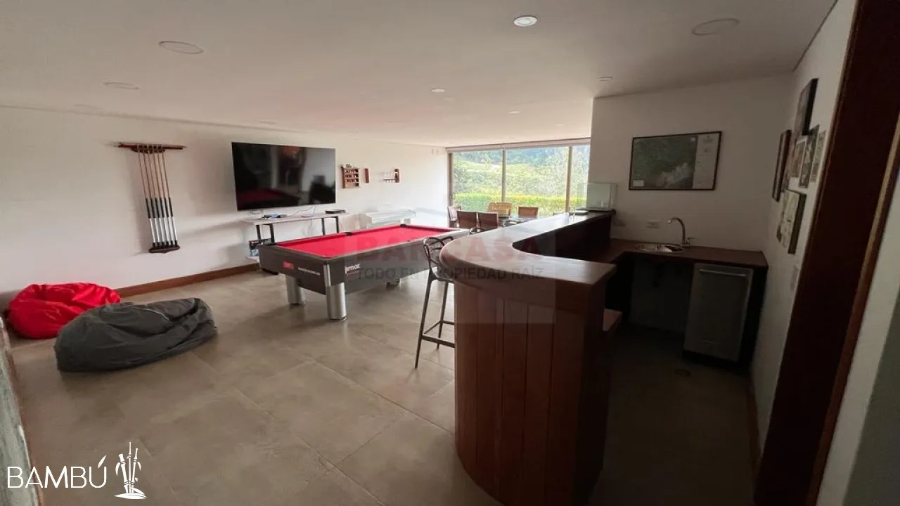 Casa de 3 alcobas en venta en Mesa, Envigado, 700 m² · foto 23 de 24