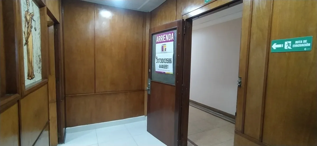 Oficina en venta en La candelaria, Medellín 4