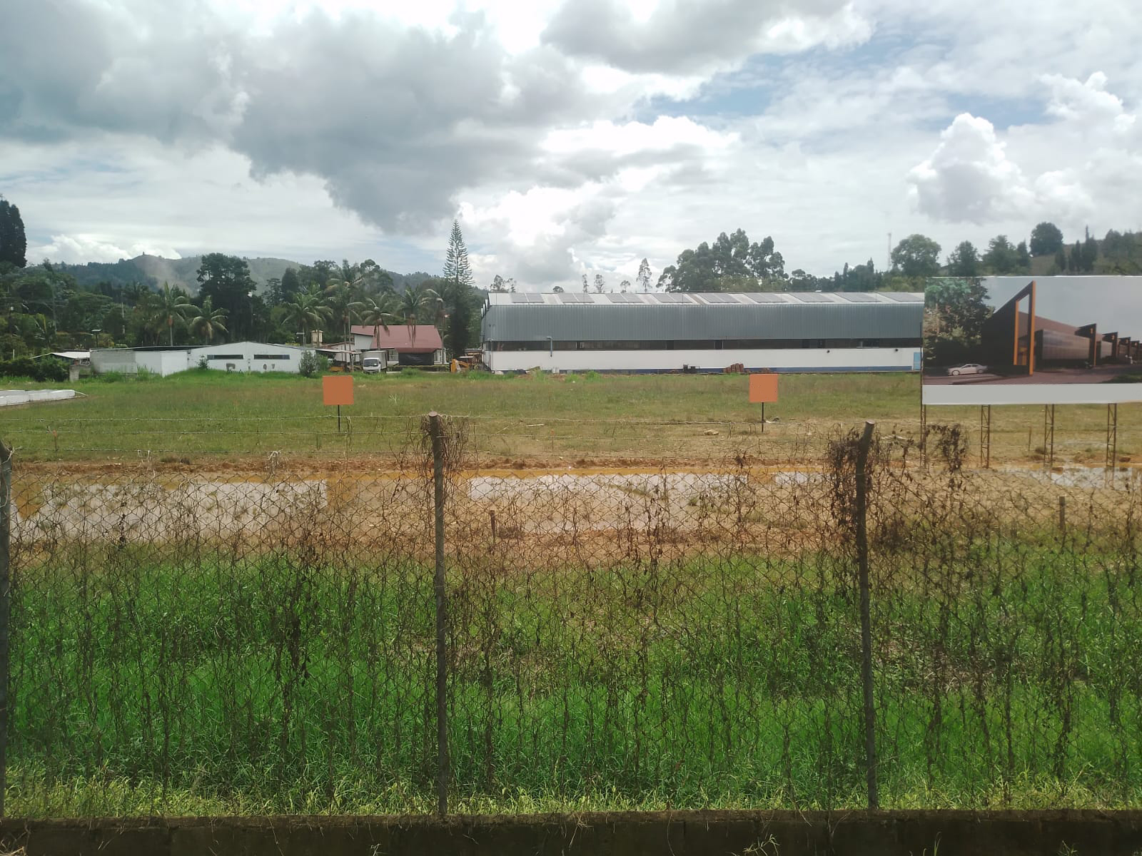 Lote en venta en Guarne, 949 m² · foto 3 de 4