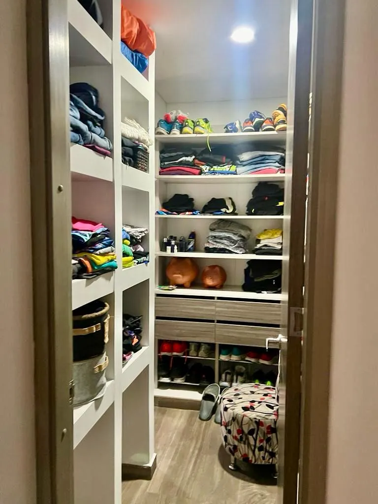 Apartamento de 3 alcobas en venta en Cristales, Cali, 155 m² · foto 12 de 18