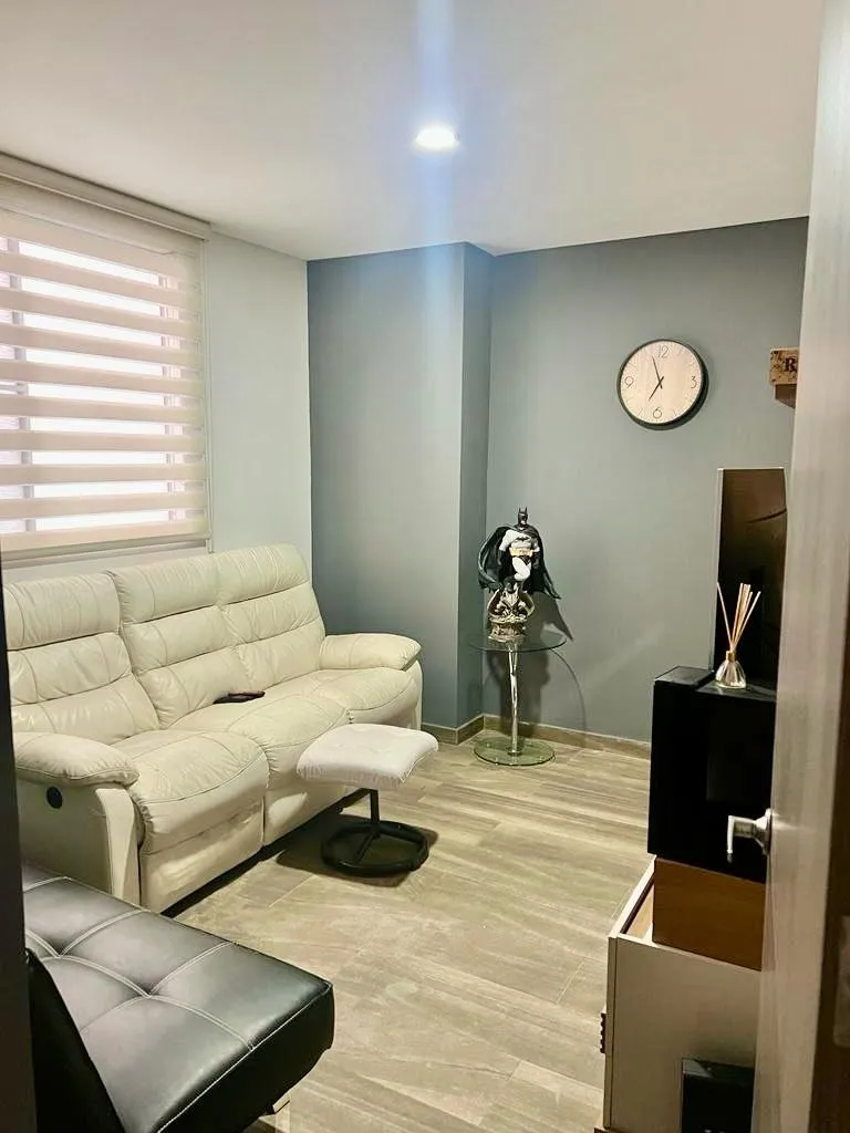 Apartamento de 3 alcobas en venta en Cristales, Cali, 155 m² · foto 5 de 18