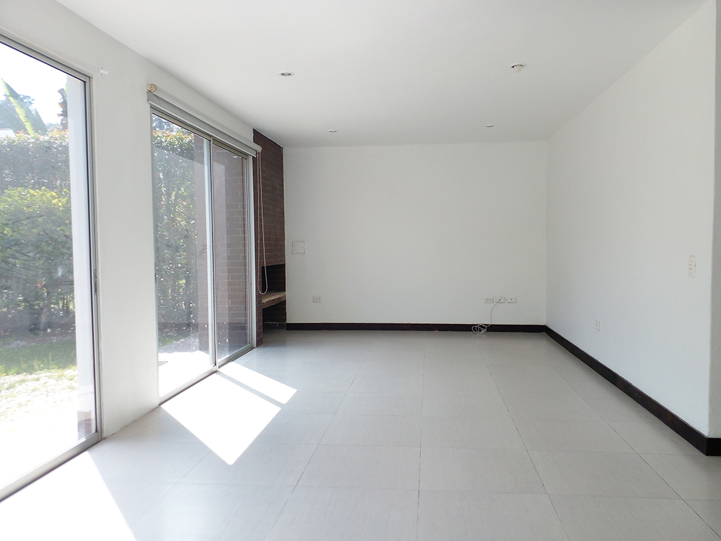 Casa de 2 alcobas en venta en El Retiro, 220 m² · foto 3 de 18